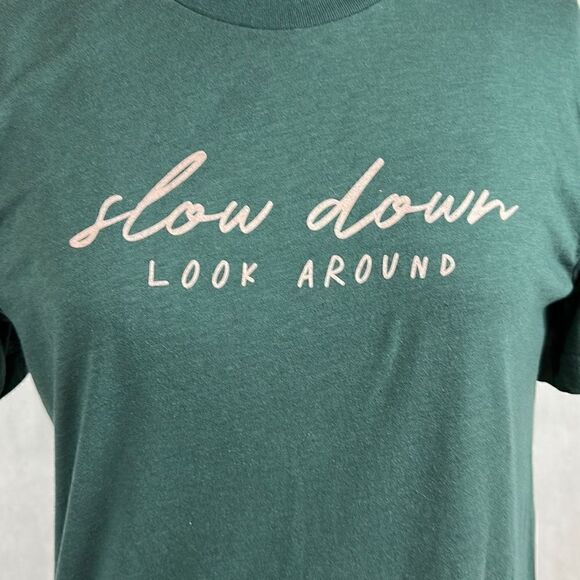 Ramble & Co Slow Down Look Around Tshirt Size Medium - Picture 2 of 6
